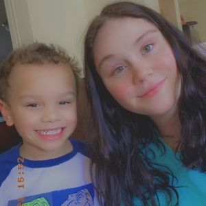 Meet your Posher, Hailey